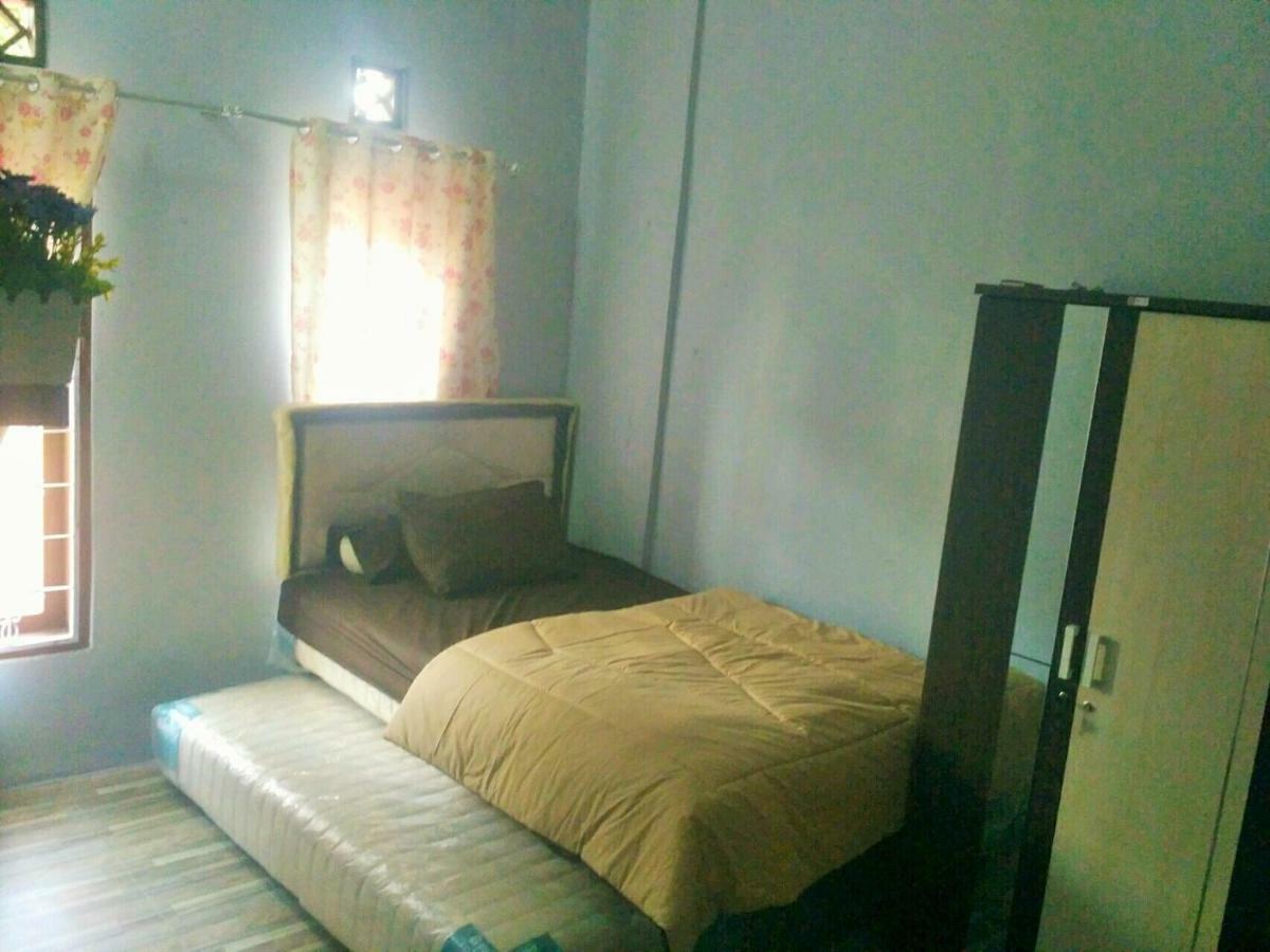 Homestay Bumi Asri III Cikutra Bandung Extérieur photo