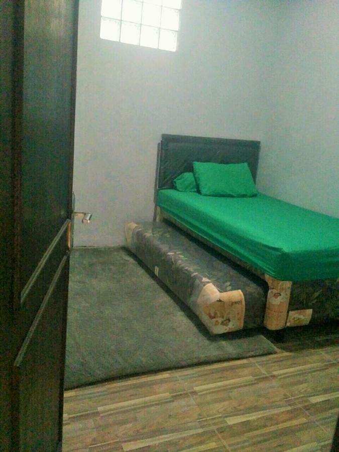 Homestay Bumi Asri III Cikutra Bandung Extérieur photo